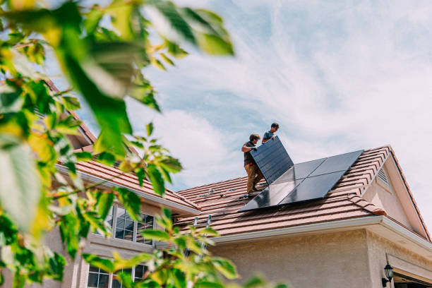 Best Roof Moss and Algae Removal  in West Menlo Park, CA